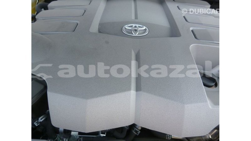 Big with watermark toyota land cruiser akmecet import dubai 2844