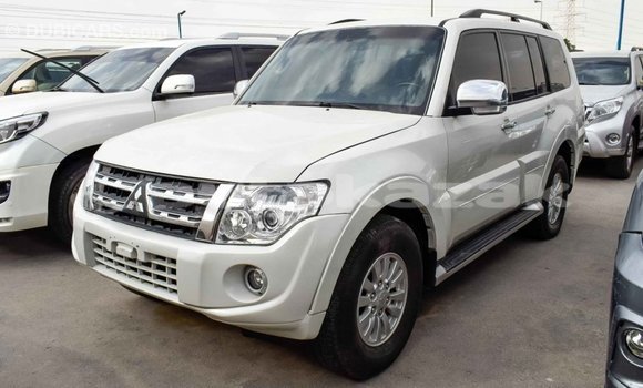 Buy Import Mitsubishi Pajero White Car in Import - Dubai in Akmecet Buy Import Mitsubishi Pajero White Car in Import - Dubai in Akmecet