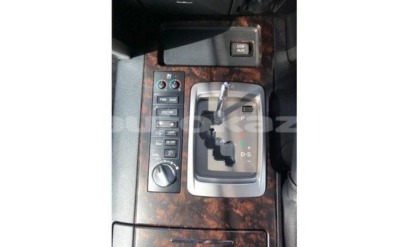 Buy Import Toyota Land Cruiser White Car in Import - Dubai in Akmecet Buy Import Toyota Land Cruiser White Car in Import - Dubai in Akmecet