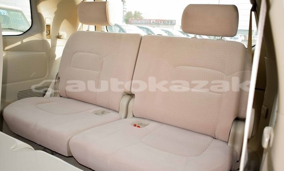 Buy Import Toyota Land Cruiser White Car in Import - Dubai in Akmecet Buy Import Toyota Land Cruiser White Car in Import - Dubai in Akmecet