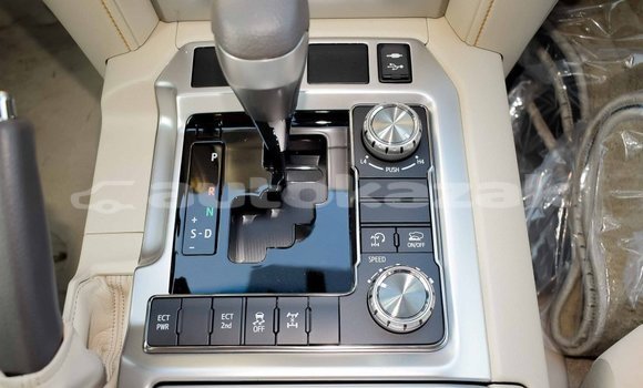 Buy Import Toyota Land Cruiser White Car in Import - Dubai in Akmecet Buy Import Toyota Land Cruiser White Car in Import - Dubai in Akmecet