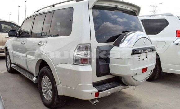 Buy Import Mitsubishi Pajero White Car in Import - Dubai in Akmecet Buy Import Mitsubishi Pajero White Car in Import - Dubai in Akmecet