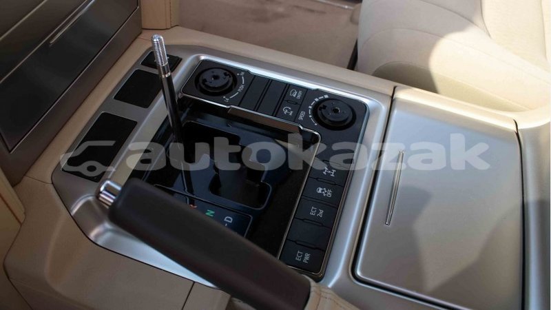 Big with watermark toyota land cruiser akmecet import dubai 2868