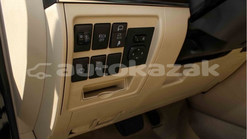 Big with watermark toyota land cruiser akmecet import dubai 2868
