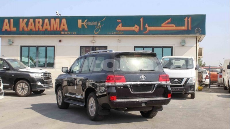 Big with watermark toyota land cruiser akmecet import dubai 2868
