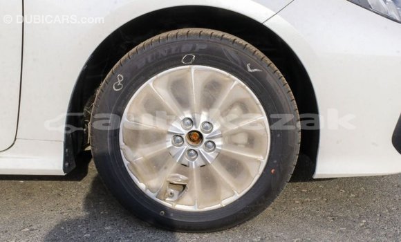 Buy Import Toyota Corolla White Car in Import - Dubai in Akmecet Buy Import Toyota Corolla White Car in Import - Dubai in Akmecet