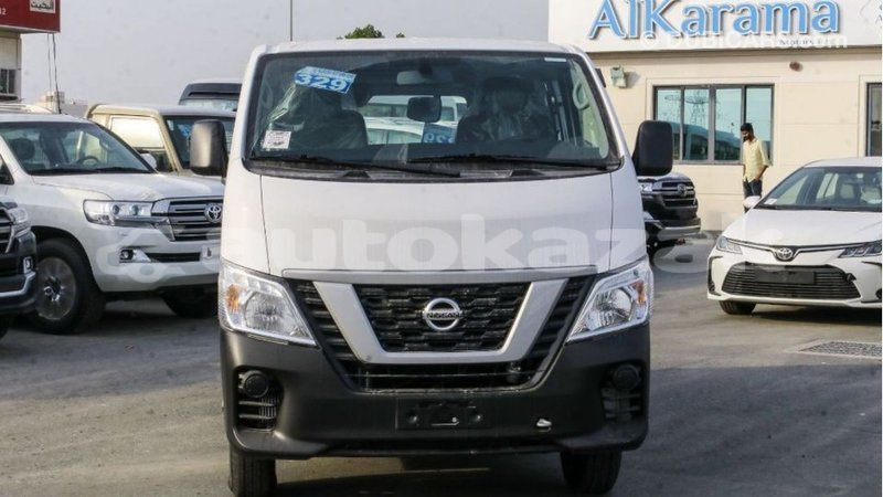Big with watermark nissan urvan akmecet import dubai 2874