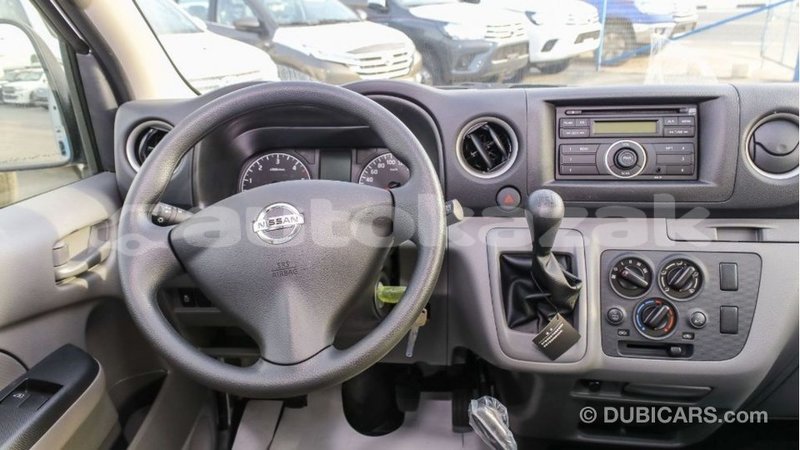 Big with watermark nissan urvan akmecet import dubai 2874