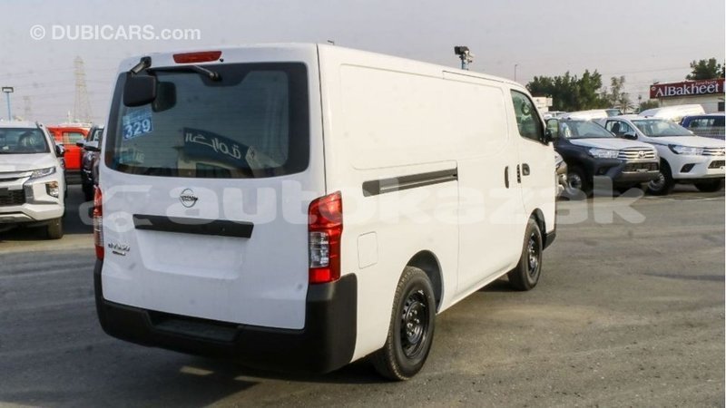 Big with watermark nissan urvan akmecet import dubai 2874