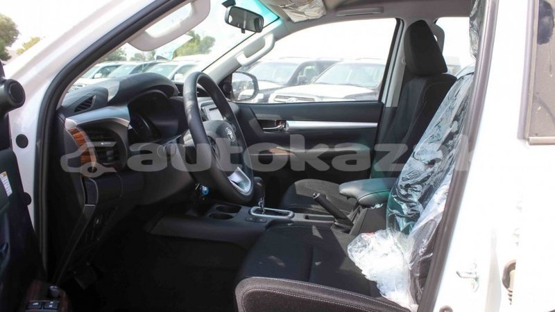 Big with watermark toyota hilux akmecet import dubai 2879