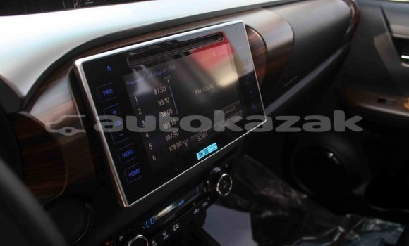 Buy Import Toyota Hilux White Car in Import - Dubai in Akmecet Buy Import Toyota Hilux White Car in Import - Dubai in Akmecet