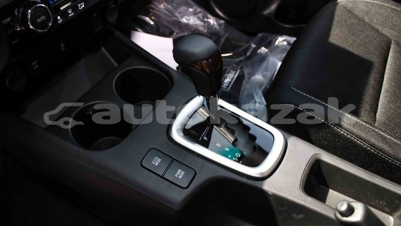 Big with watermark toyota hilux akmecet import dubai 2879