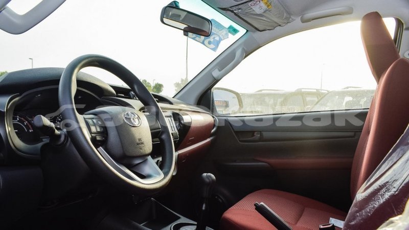 Big with watermark toyota hilux akmecet import dubai 2880