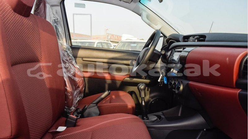 Big with watermark toyota hilux akmecet import dubai 2880