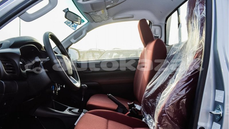 Big with watermark toyota hilux akmecet import dubai 2880