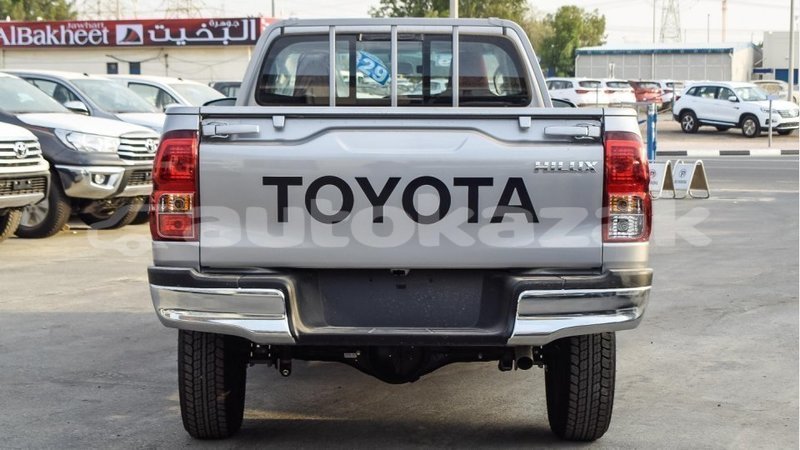 Big with watermark toyota hilux akmecet import dubai 2880