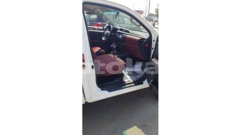 Big with watermark toyota hilux akmecet import dubai 2883