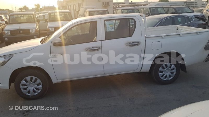 Big with watermark toyota hilux akmecet import dubai 2888