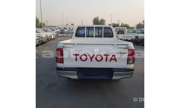 Buy Import Toyota Hilux White Car in Import - Dubai in Akmecet Buy Import Toyota Hilux White Car in Import - Dubai in Akmecet