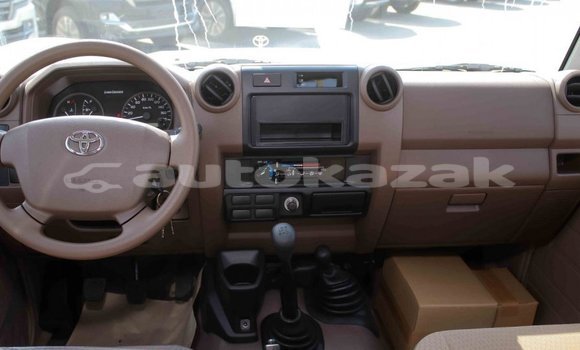 Buy Import Toyota Land Cruiser Beige Car in Import - Dubai in Akmecet Buy Import Toyota Land Cruiser Beige Car in Import - Dubai in Akmecet