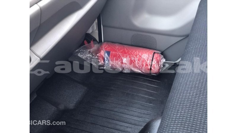 Big with watermark mitsubishi carisma akmecet import dubai 2893