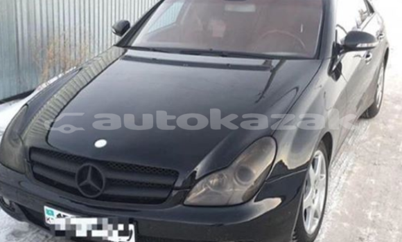 Buy Used Mercedes-Benz CLS-klasse Black Car in Astana in Akmola