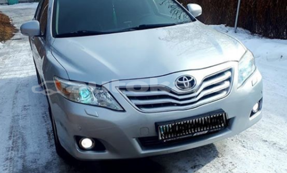 Buy Used Toyota Camry Silver Car in Almaty in Almati