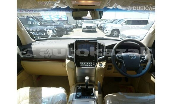 Buy Import Toyota Land Cruiser White Car in Import - Dubai in Akmecet Buy Import Toyota Land Cruiser White Car in Import - Dubai in Akmecet