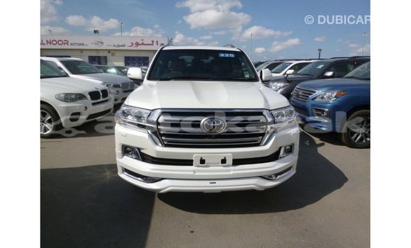 Buy Import Toyota Land Cruiser White Car in Import - Dubai in Akmecet Buy Import Toyota Land Cruiser White Car in Import - Dubai in Akmecet