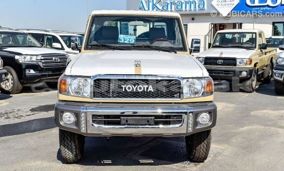 Buy Import Toyota Land Cruiser Beige Car in Import - Dubai in Akmecet Buy Import Toyota Land Cruiser Beige Car in Import - Dubai in Akmecet