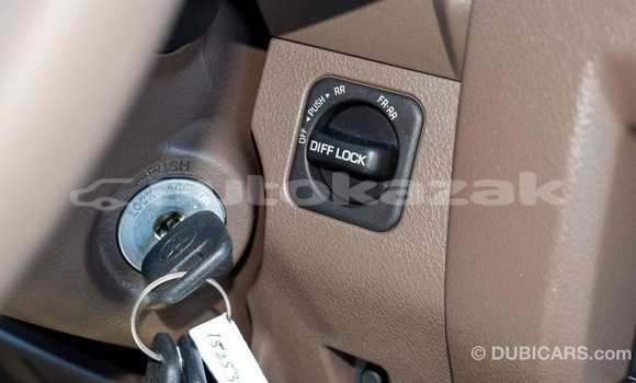 Buy Import Toyota Land Cruiser Beige Car in Import - Dubai in Akmecet Buy Import Toyota Land Cruiser Beige Car in Import - Dubai in Akmecet