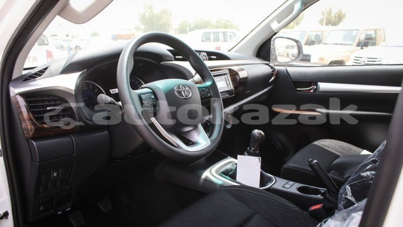 Big with watermark toyota hilux akmecet import dubai 2921