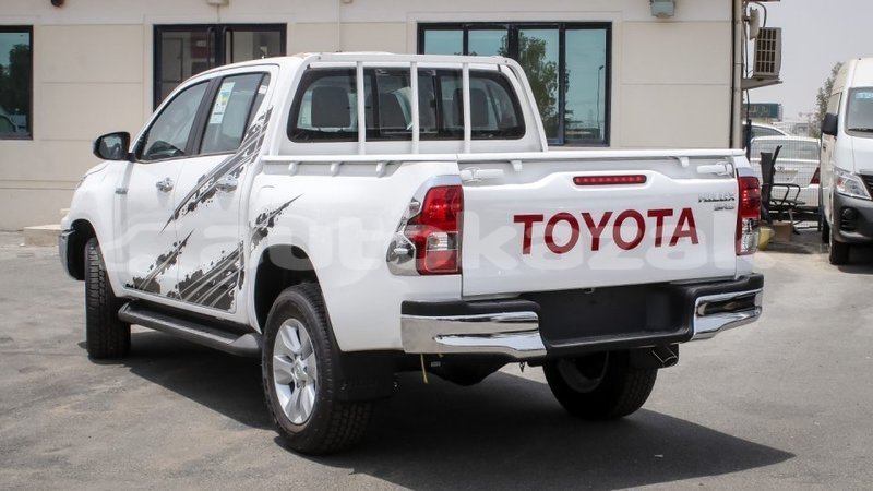 Big with watermark toyota hilux akmecet import dubai 2921