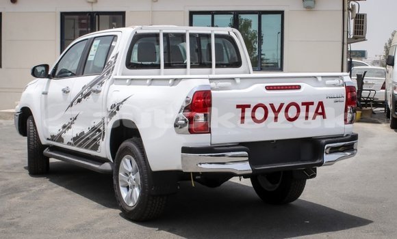 Buy Import Toyota Hilux White Car in Import - Dubai in Akmecet Buy Import Toyota Hilux White Car in Import - Dubai in Akmecet