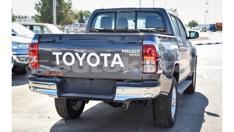 Big with watermark toyota hilux akmecet import dubai 2922