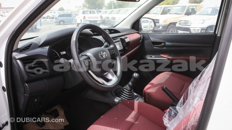 Big with watermark toyota hilux akmecet import dubai 2923