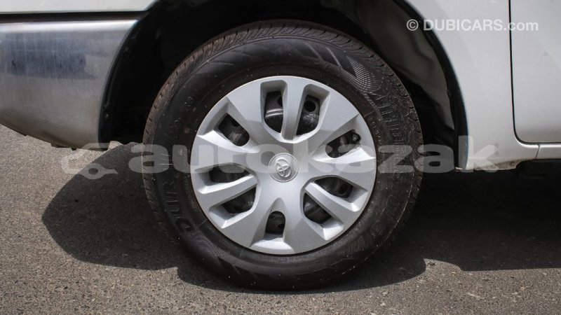 Big with watermark toyota hilux akmecet import dubai 2923