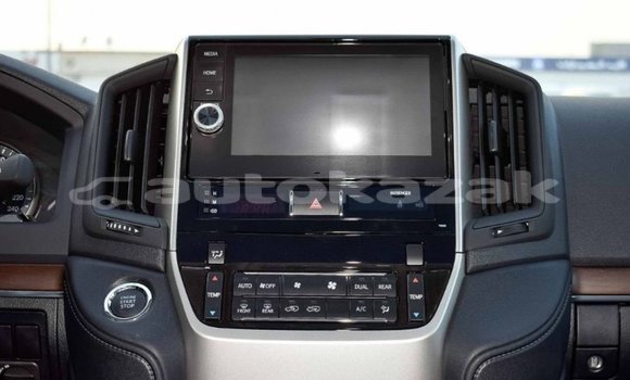 Buy Import Toyota Land Cruiser White Car in Import - Dubai in Akmecet Buy Import Toyota Land Cruiser White Car in Import - Dubai in Akmecet