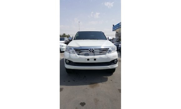 Buy Import Toyota Fortuner White Car in Import - Dubai in Akmecet Buy Import Toyota Fortuner White Car in Import - Dubai in Akmecet