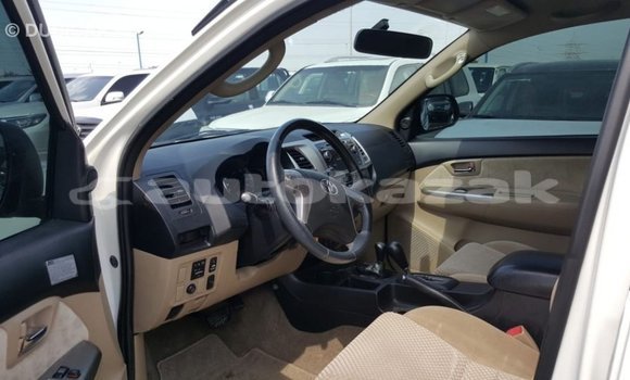 Buy Import Toyota Fortuner White Car in Import - Dubai in Akmecet Buy Import Toyota Fortuner White Car in Import - Dubai in Akmecet