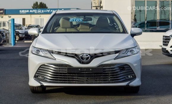 Buy Import Toyota Camry White Car in Import - Dubai in Akmecet Buy Import Toyota Camry White Car in Import - Dubai in Akmecet
