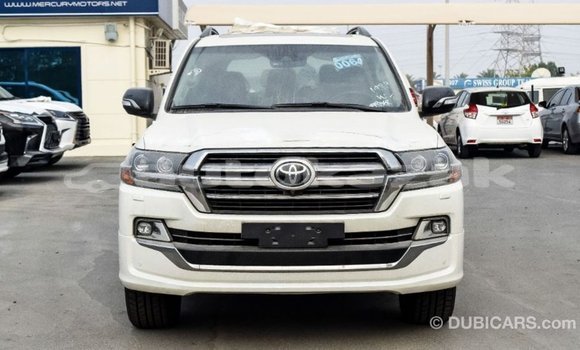 Buy Import Toyota Land Cruiser White Car in Import - Dubai in Akmecet Buy Import Toyota Land Cruiser White Car in Import - Dubai in Akmecet