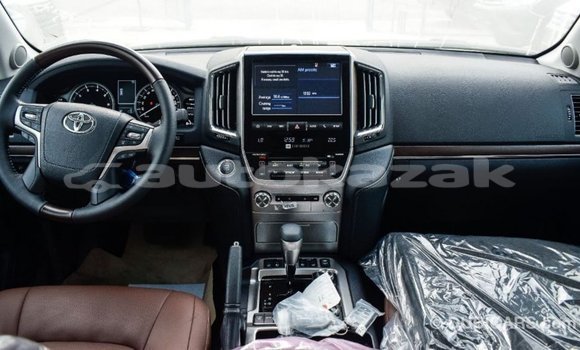 Buy Import Toyota Land Cruiser White Car in Import - Dubai in Akmecet Buy Import Toyota Land Cruiser White Car in Import - Dubai in Akmecet