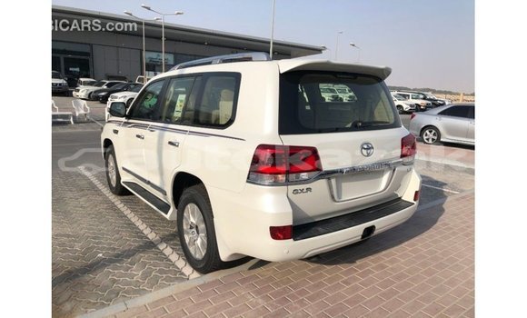 Buy Import Toyota Land Cruiser White Car in Import - Dubai in Akmecet Buy Import Toyota Land Cruiser White Car in Import - Dubai in Akmecet