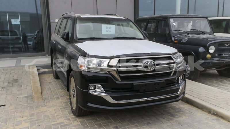 Big with watermark toyota land cruiser akmecet import dubai 2960