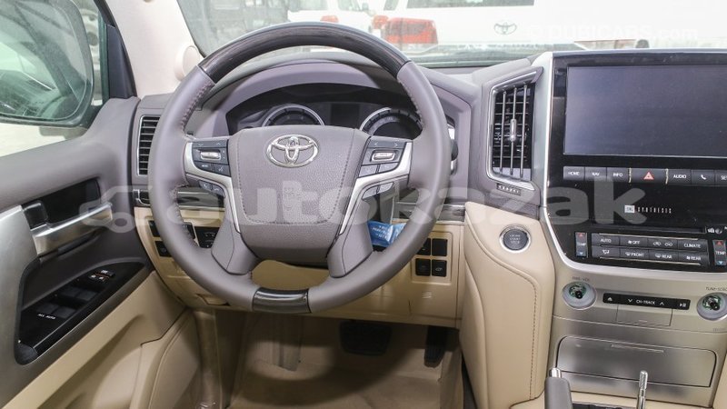 Big with watermark toyota land cruiser akmecet import dubai 2960
