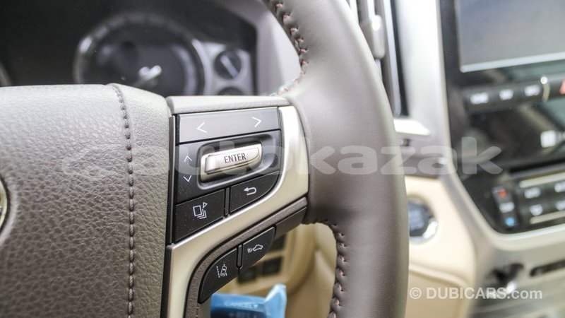 Big with watermark toyota land cruiser akmecet import dubai 2960