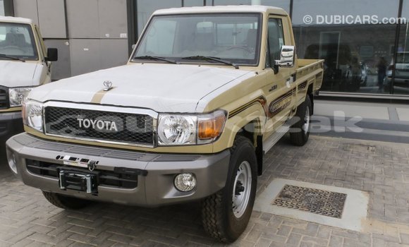 Buy Import Toyota Land Cruiser Beige Car in Import - Dubai in Akmecet Buy Import Toyota Land Cruiser Beige Car in Import - Dubai in Akmecet