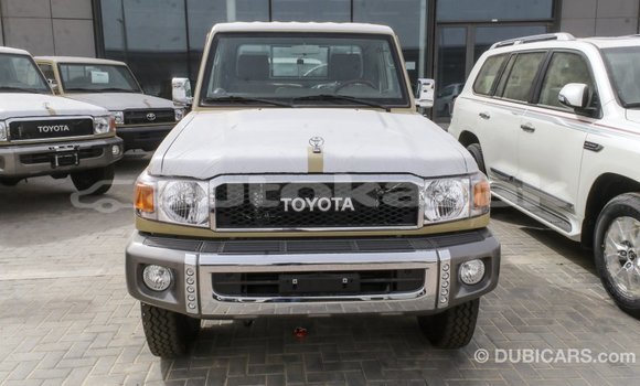 Buy Import Toyota Land Cruiser Beige Car in Import - Dubai in Akmecet Buy Import Toyota Land Cruiser Beige Car in Import - Dubai in Akmecet
