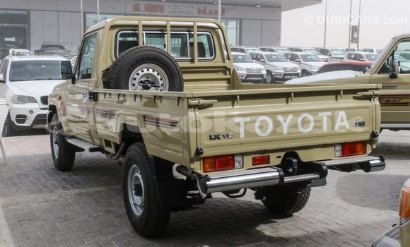 Buy Import Toyota Land Cruiser Beige Car in Import - Dubai in Akmecet Buy Import Toyota Land Cruiser Beige Car in Import - Dubai in Akmecet